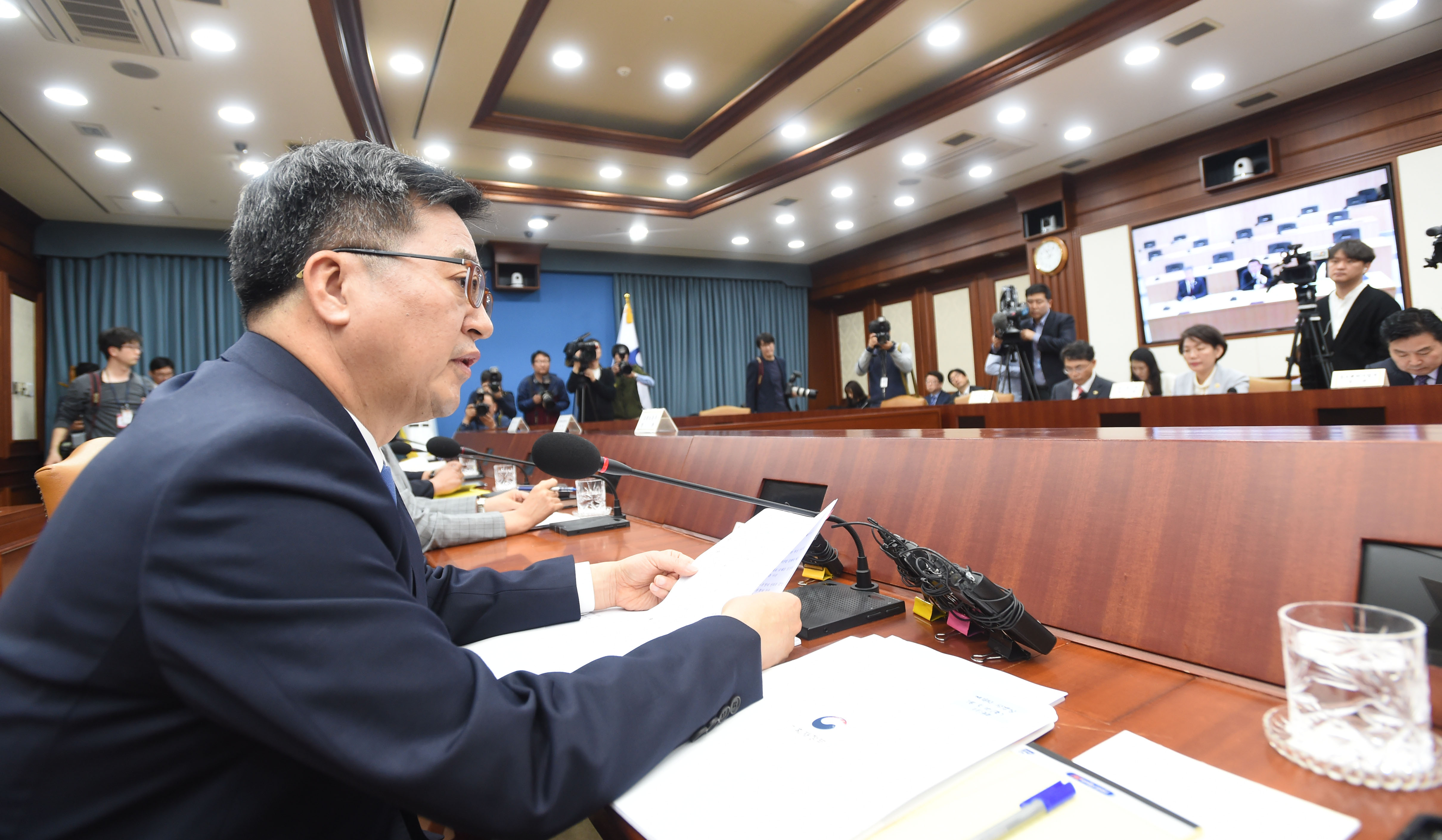 김동연 부총리, 제6차 경제관계장관회의 