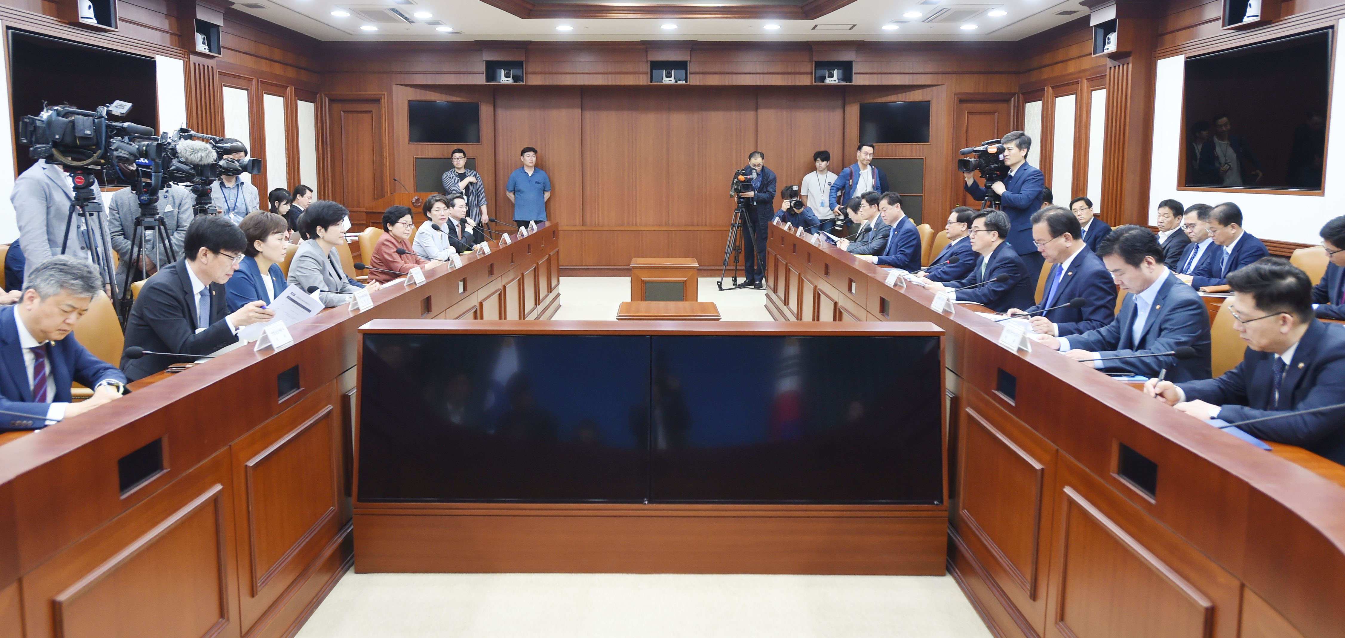 김동연 부총리, 제7차 경제관계장관회의 