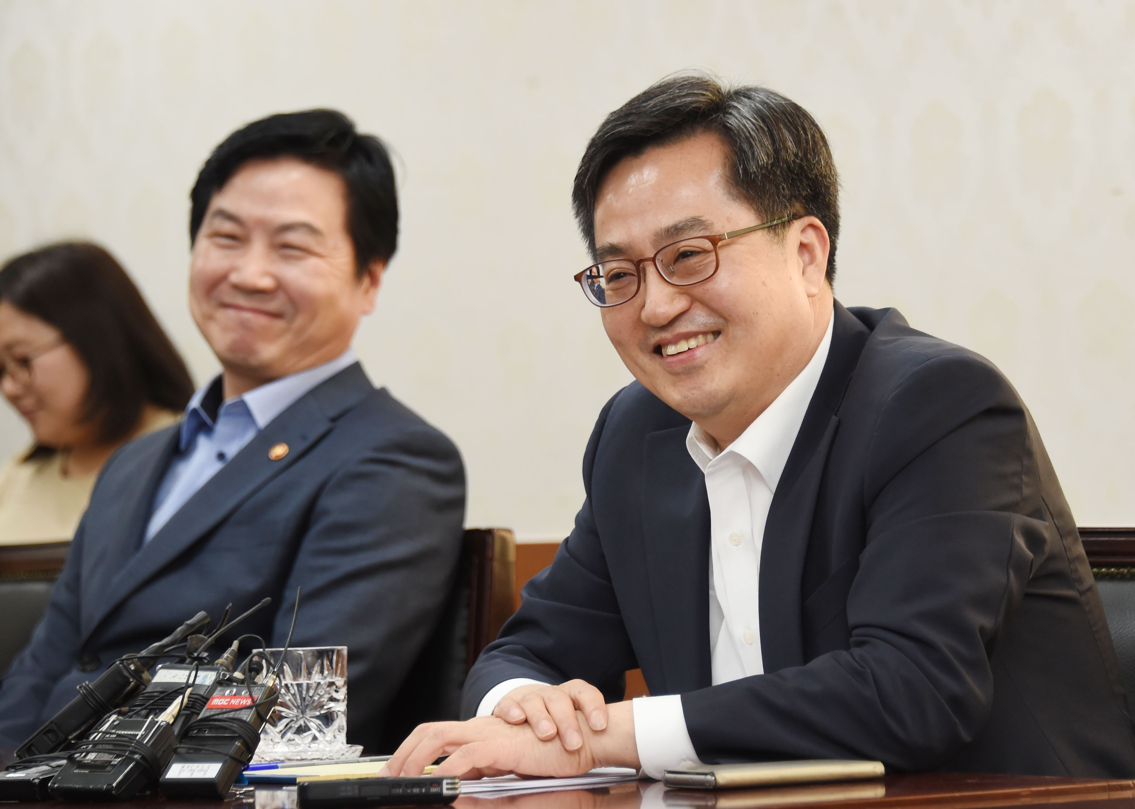 김동연 부총리, 소득분배 관련 경제현안간담회 