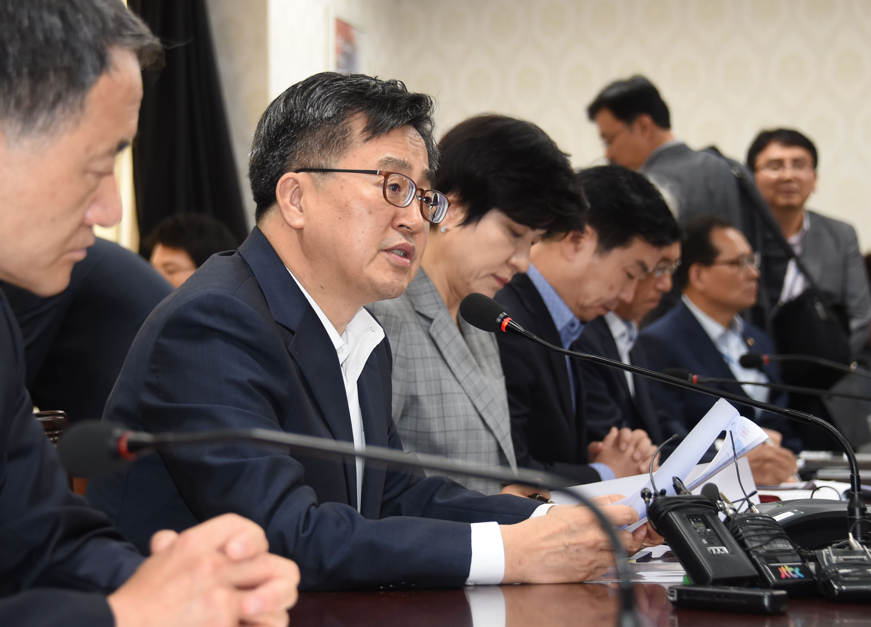 김동연 부총리, 고용 관련 긴급경제현안간담회 