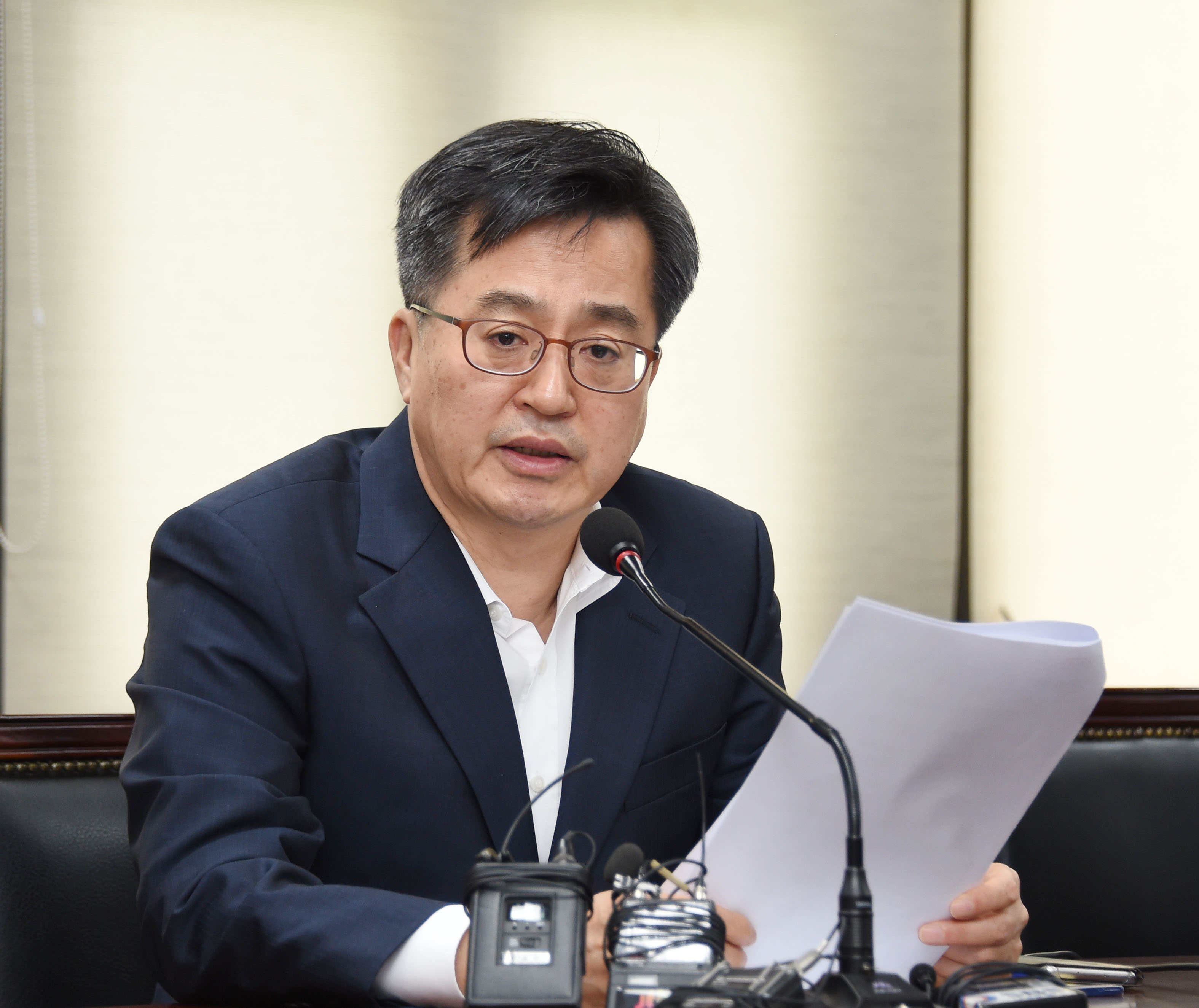 김동연 부총리, 고용 관련 긴급경제현안간담회 