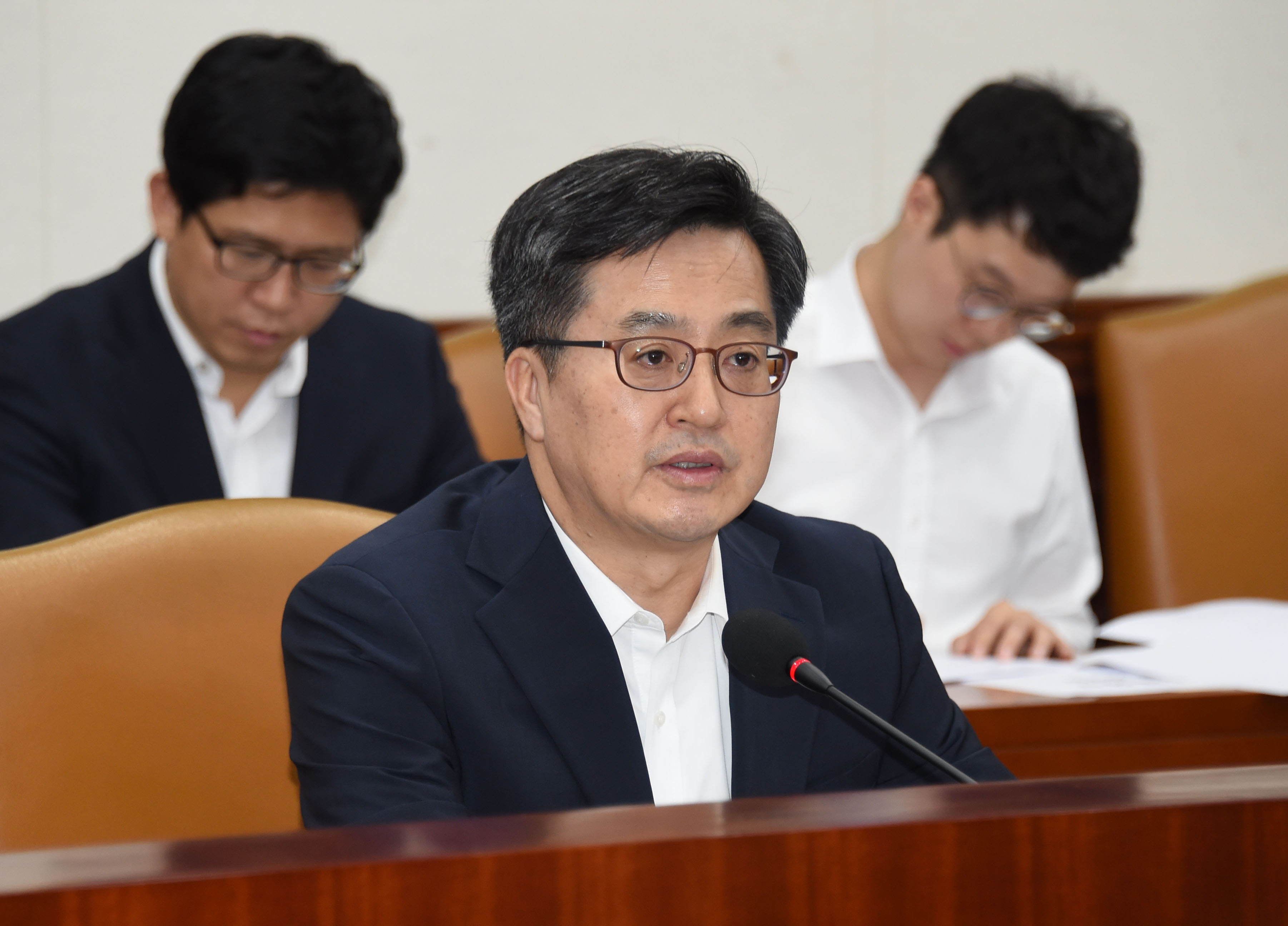 김동연 부총리, 제9차 경제관계장관회의 