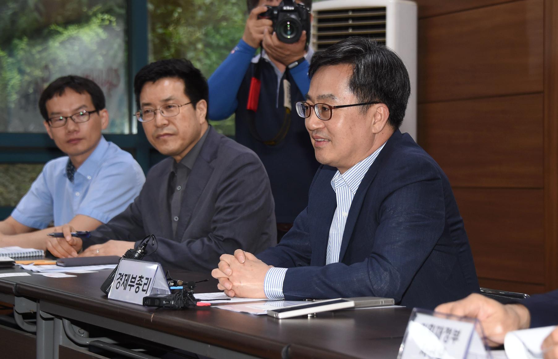 김동연 부총리, 제5차 투자지원 카라반 참여 