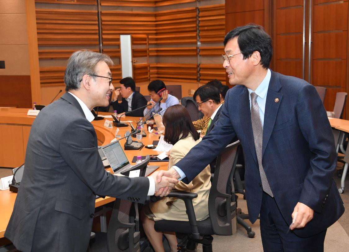 이호승 차관, 보세판매장 제도 운영위원회 
