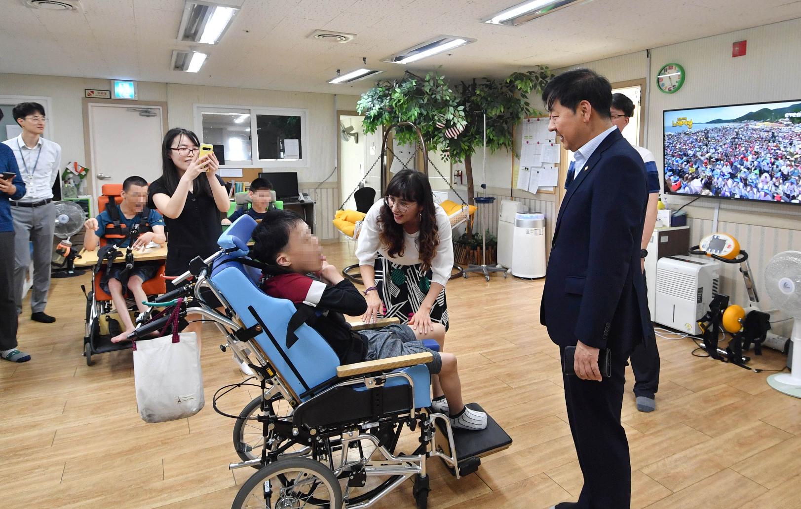 구윤철 차관, 명절 연휴 기간을 맞아 장애인 거주시설 현장방문