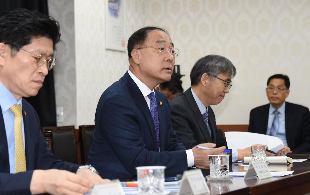 홍남기 부총리, 일본 수출규제 대응 관계장관회의