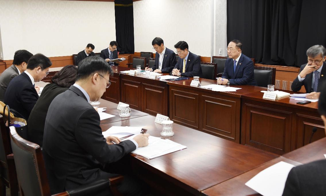홍남기 부총리, 일본 수출규제 대응 관계장관회의
