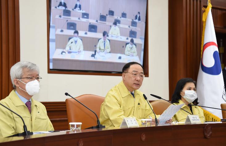 홍남기 부총리, 제212차 대외경제장관회의 겸 일본 수출규제 관련 관계장관회의