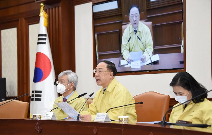 홍남기 부총리, 제212차 대외경제장관회의 겸 일본 수출규제 관련 관계장관회의