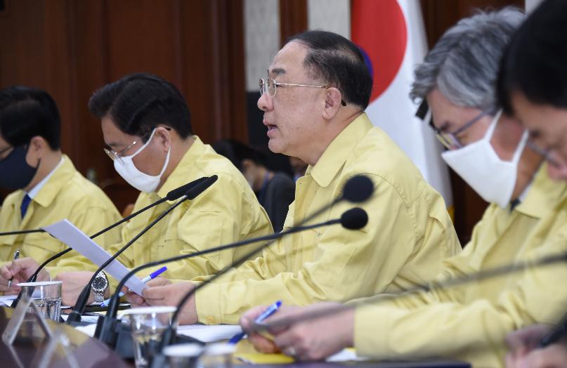 홍남기 부총리, 제12차 코로나19 대응 경제관계장관회의 겸 제2차 위기관리대책회의