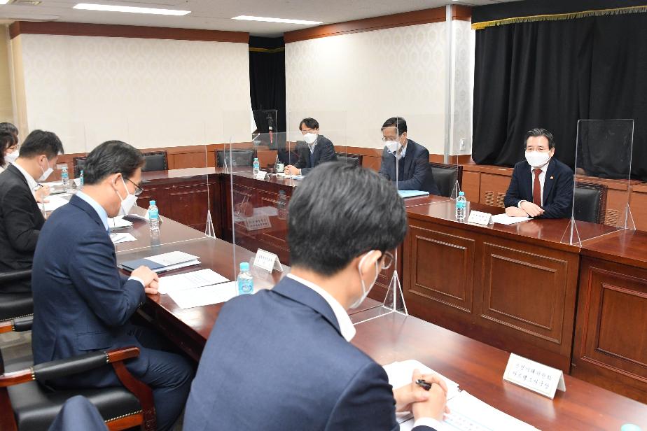 김용범 차관, 주요 농축산물 가공식품 가격 안정 관계기관 회의