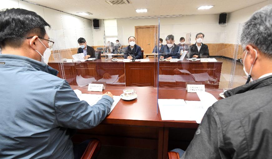 홍남기 부총리, 물가 관련 민생 현장방문