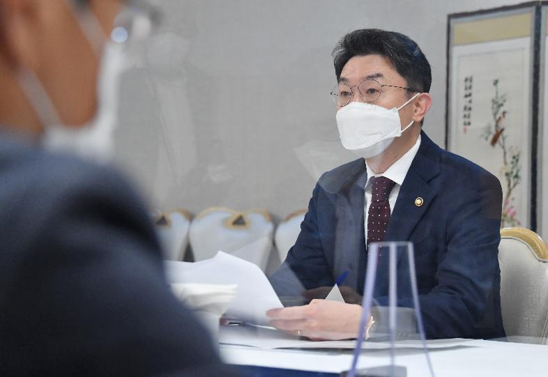 이억원 차관, 제36차 혁신성장 전략점검회의 겸 코로나 정책점검회의 겸 한국판뉴딜 점검 TF 겸 제31차 물가관계차관회의