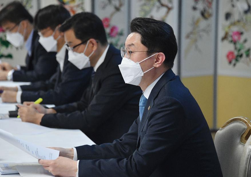 이억원 차관, 제34차 물가관계차관회의 주재