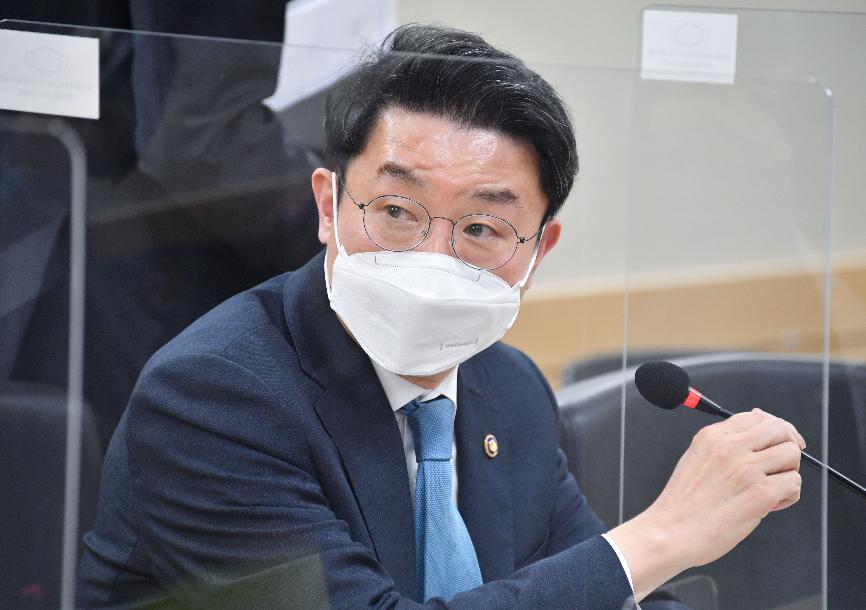 이억원 차관, 제24차 요소수 수급 관련 범부처 합동 대응 회의 주재