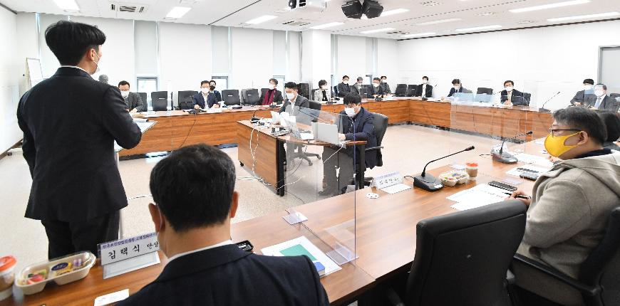 안도걸 차관, 진흥원 현장방문 및 스마트돌봄·요양업계 간담회 