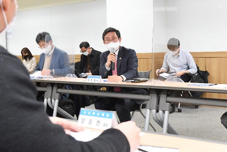 안도걸 차관, 혁신제품 생산기업 현장방문·혁신조달 활성화 간담회 