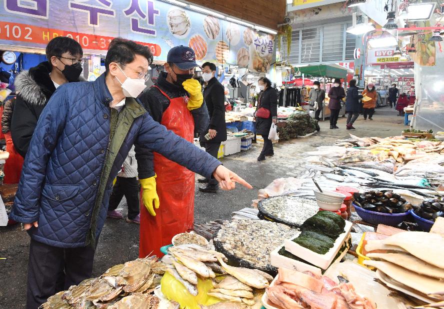 이억원 차관, 설 물가점검 및 민생현장방문-2