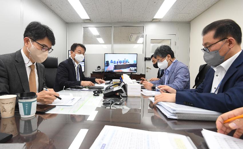 방기선 차관, 비상경제TF 회의 주재