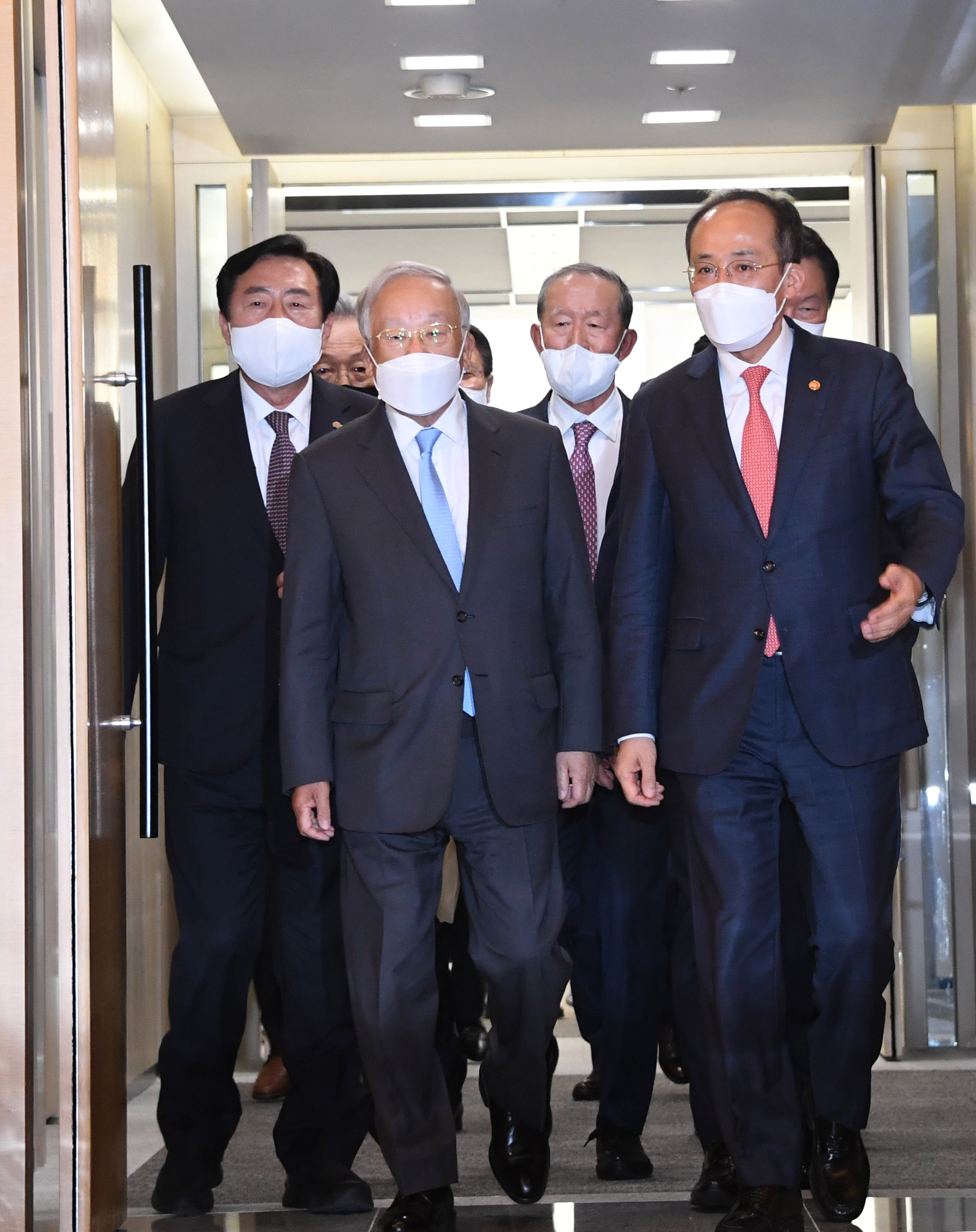 추경호 경제부총리, 새 정부 첫 경제단체장 간담회 개최 12}