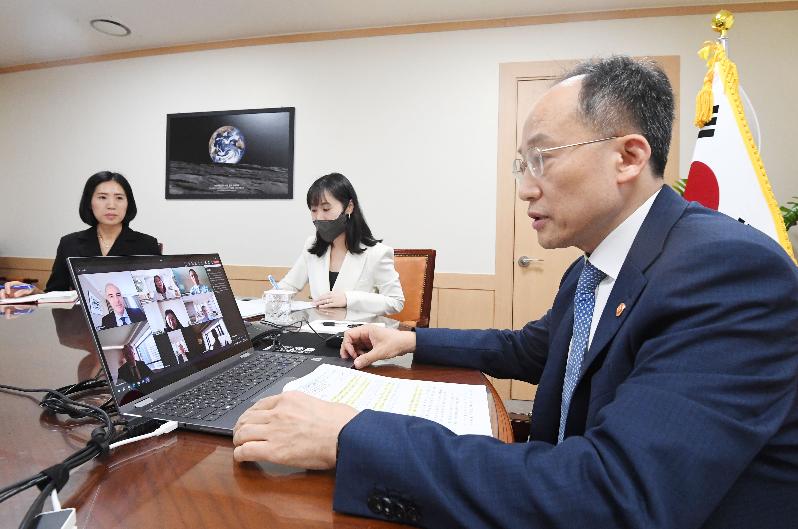 추경호 부총리, IMF 연례협의 대표단 면담