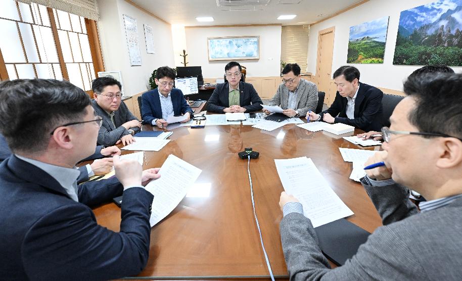 최상목 부총리, 중동사태 관련 대외경제점검회의
