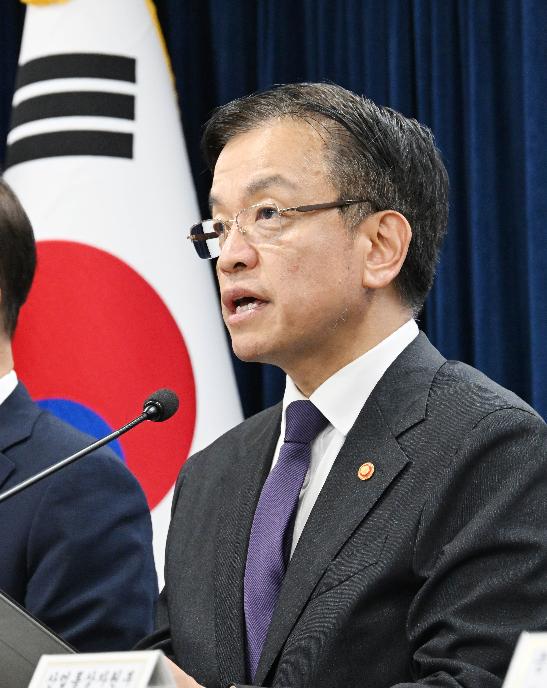 최상목 부총리, 2024년 하반기 경제정책방향 및 역동경제 로드맵 관계부처 합동브리핑