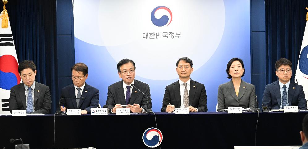 최상목 부총리, 2024년 하반기 경제정책방향 및 역동경제 로드맵 관계부처 합동브리핑