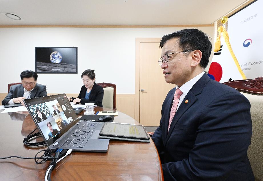 최상목 부총리, 짐 차머스 호주 재무장관 화상면담