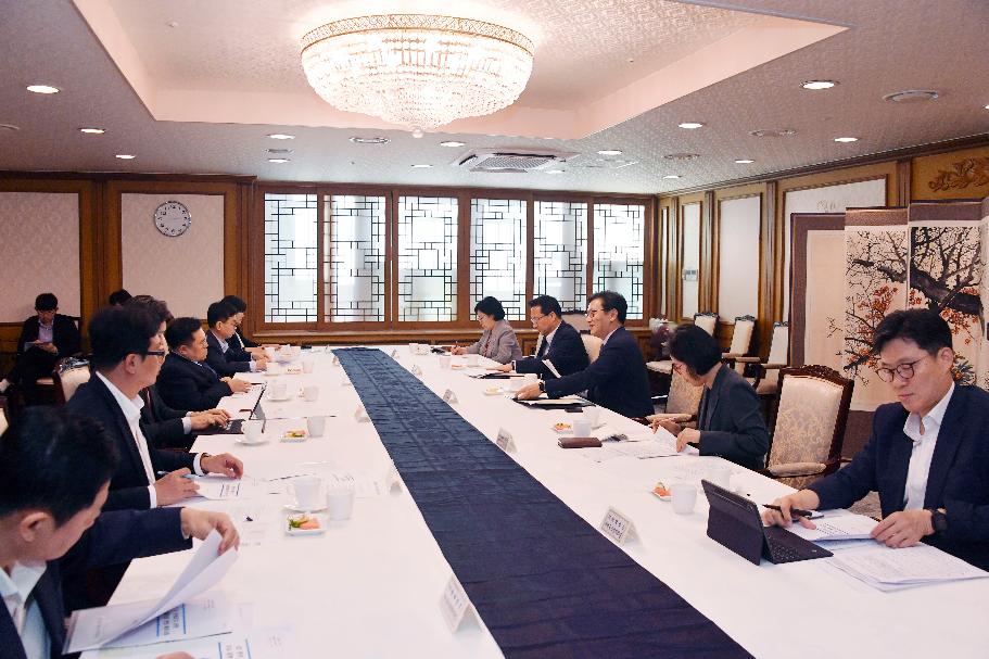 김범석 기획재정부 장관 직무대행 1차관, 제5차 통상현안 관련 범정부 국내대응 전담반 회의