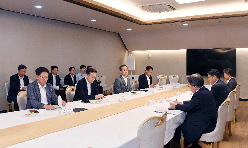 이형일 기획재정부 장관 직무대행 1차관, MSCI 선진국 지수 편입추진 전담반 회의