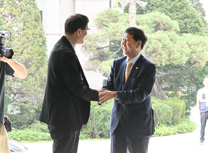 구윤철 부총리 겸 기획재정부 장관, 한국은행 방문
