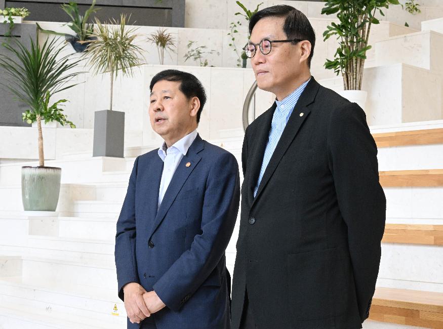 구윤철 부총리 겸 기획재정부 장관, 한국은행 방문