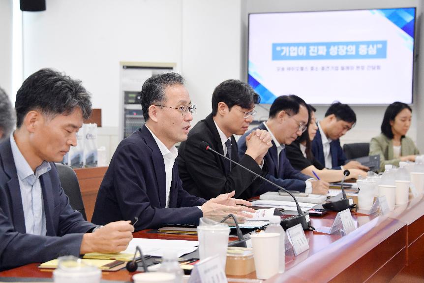 이형일 차관, 오송 바이오헬스 분야 릴레이 현장 간담회 및 메타바이오메드 현장방문