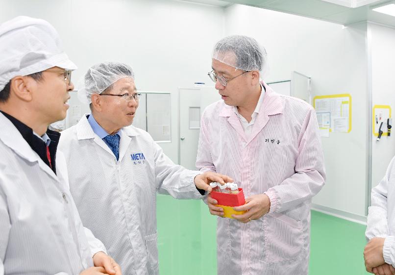 이형일 차관, 오송 바이오헬스 분야 릴레이 현장 간담회 및 메타바이오메드 현장방문