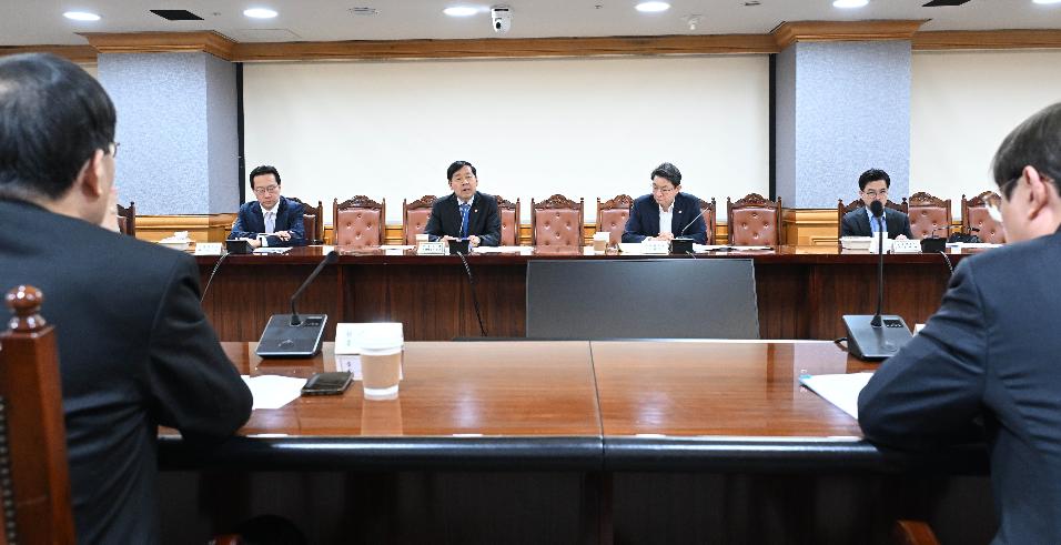 구윤철 부총리, 시장상황점검회의 첨부이미지