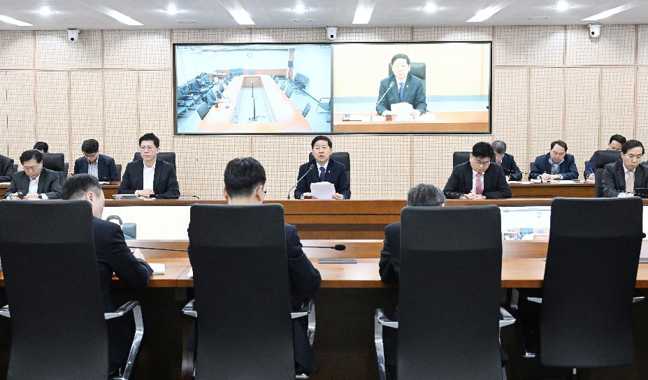 구윤철 부총리, 재정경제부 확대간부회의 주재