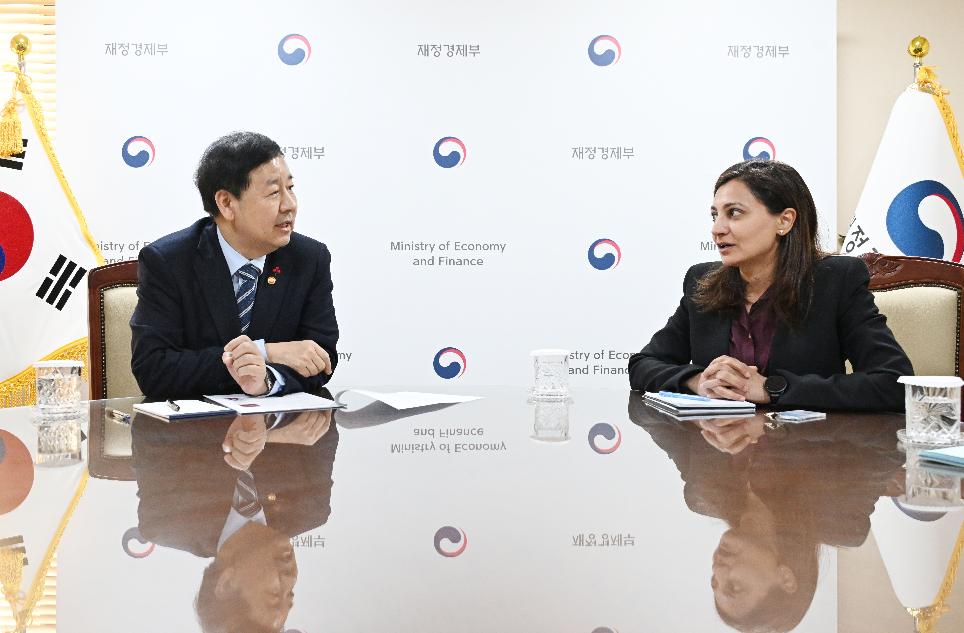 구윤철 부총리, 국제신용평가사 무디스(Moody's) 연례협의단 예방 면담