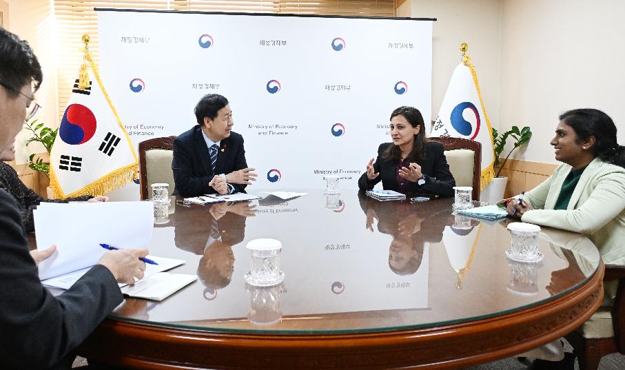 구윤철 부총리, 국제신용평가사 무디스(Moody's) 연례협의단 예방 면담